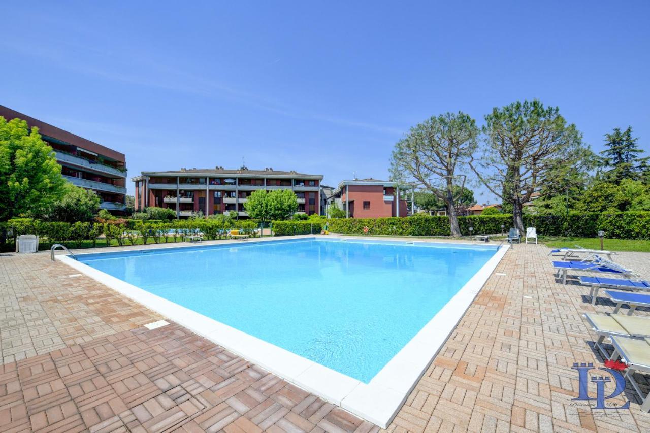 Desenzanoloft Official Partner Marriott Homes & Villas - Dolce Vita With Garden And Pools Desenzano del Garda Ngoại thất bức ảnh
